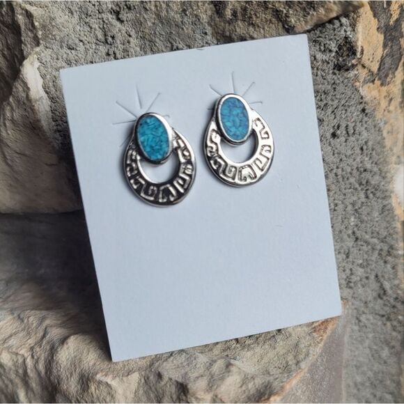 New! Southwestern Style Turquoise Stud Earrings - Picture 3 of 3